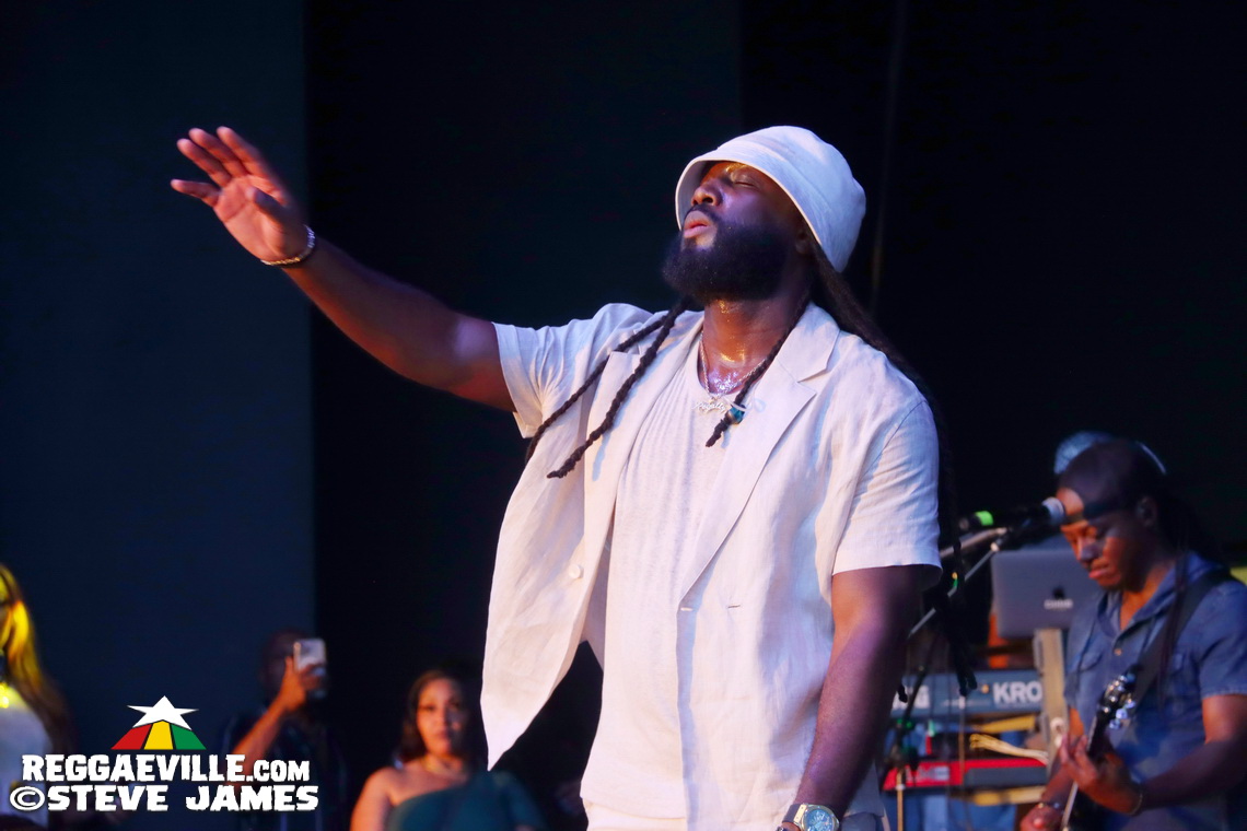 Alaine, Shuga, Sharon Marley, Chino & Stephen McGregor