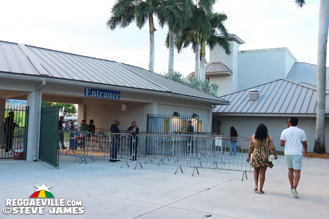 Alaine, Shuga, Sharon Marley, Chino & Stephen McGregor