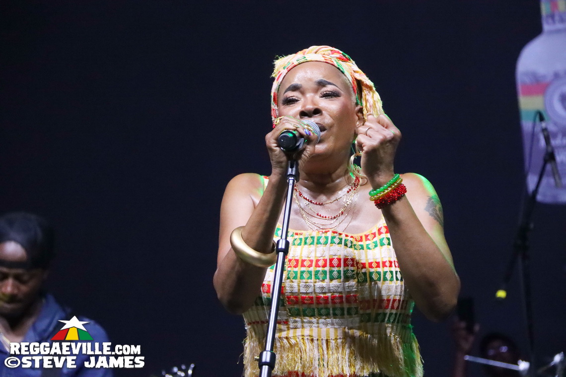 Alaine, Shuga, Sharon Marley, Chino & Stephen McGregor