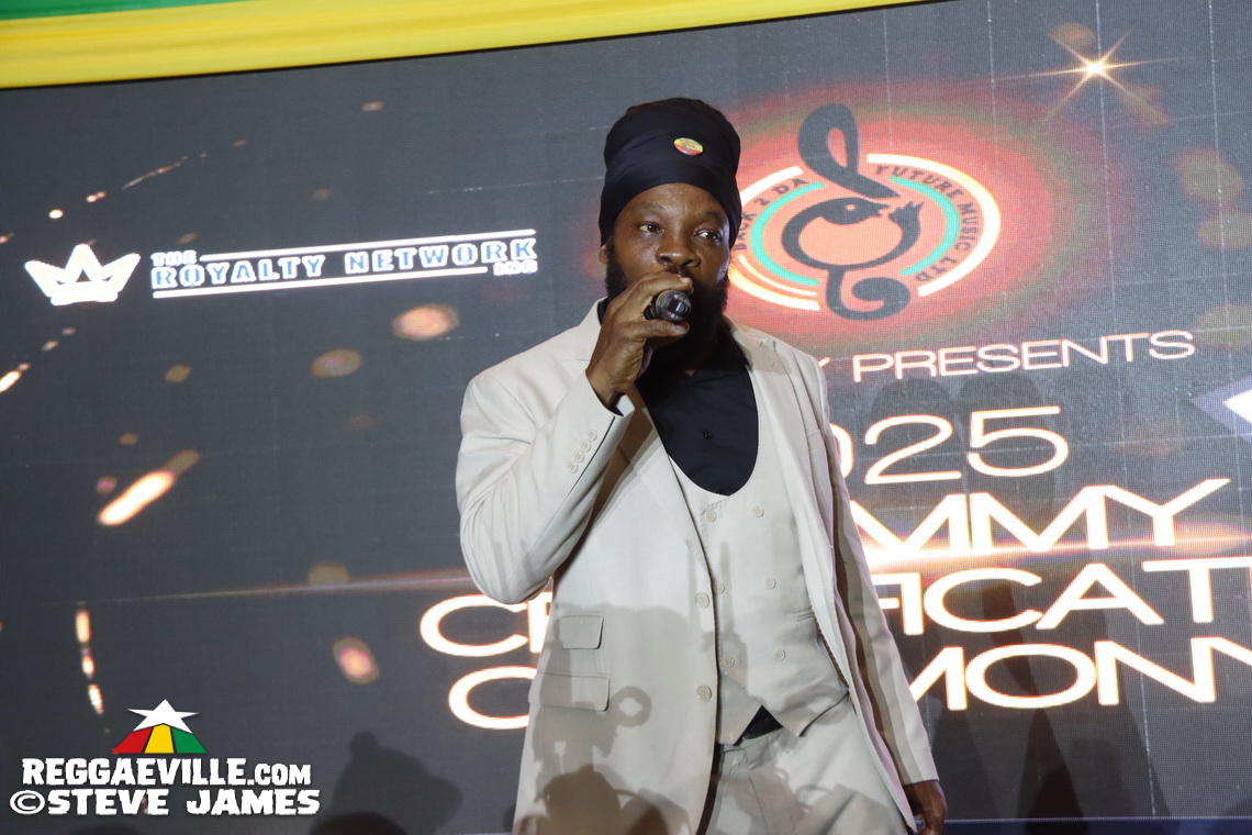 Squidly Cole, Pinchers, Bushman, Dean Fraser