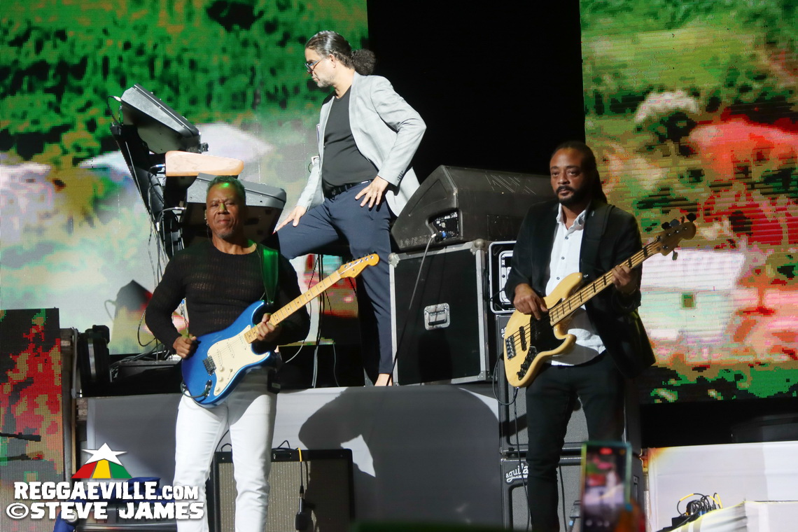 Buju Banton with Beres Hammond, Wayne Wonder & Gramps Morgan