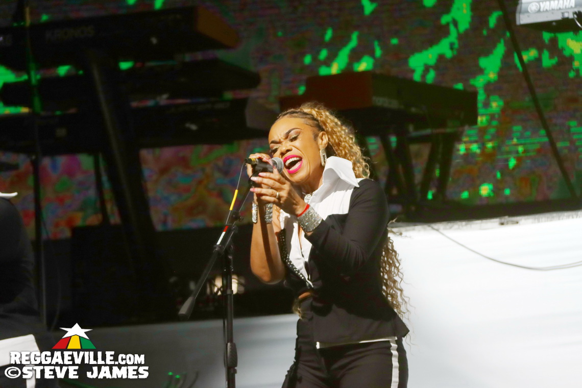 Buju Banton with Beres Hammond, Wayne Wonder & Gramps Morgan