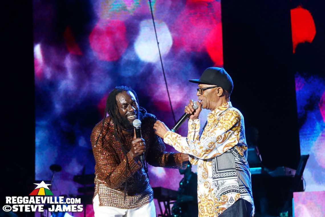 Buju Banton with Beres Hammond, Wayne Wonder & Gramps Morgan