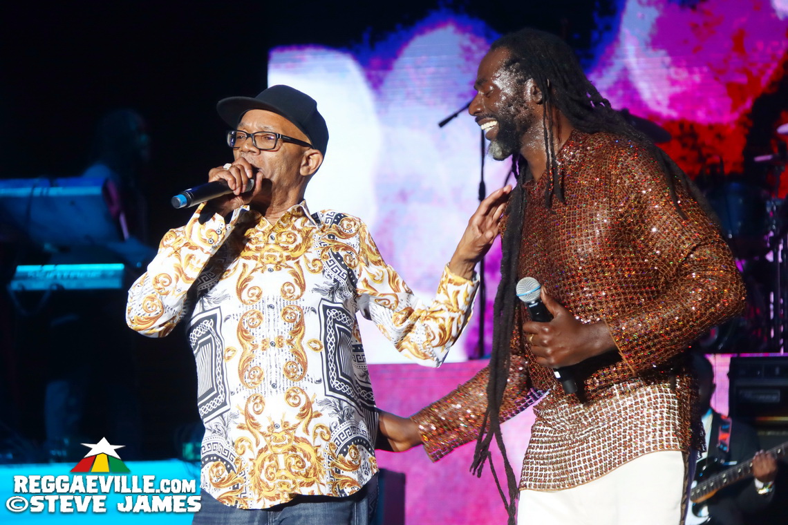 Buju Banton with Beres Hammond, Wayne Wonder & Gramps Morgan
