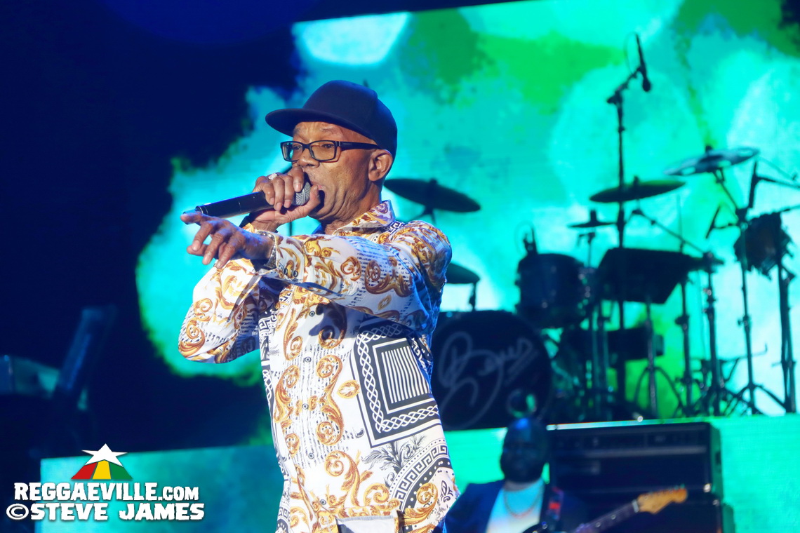 Buju Banton with Beres Hammond, Wayne Wonder & Gramps Morgan