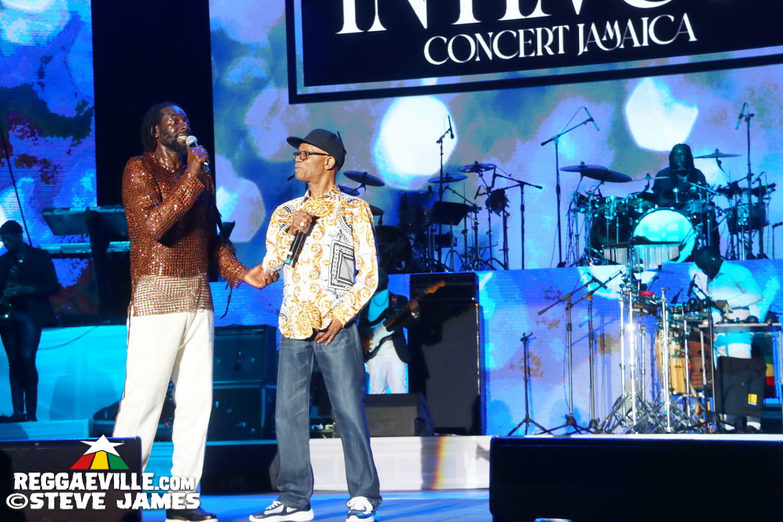 Buju Banton with Beres Hammond, Wayne Wonder & Gramps Morgan