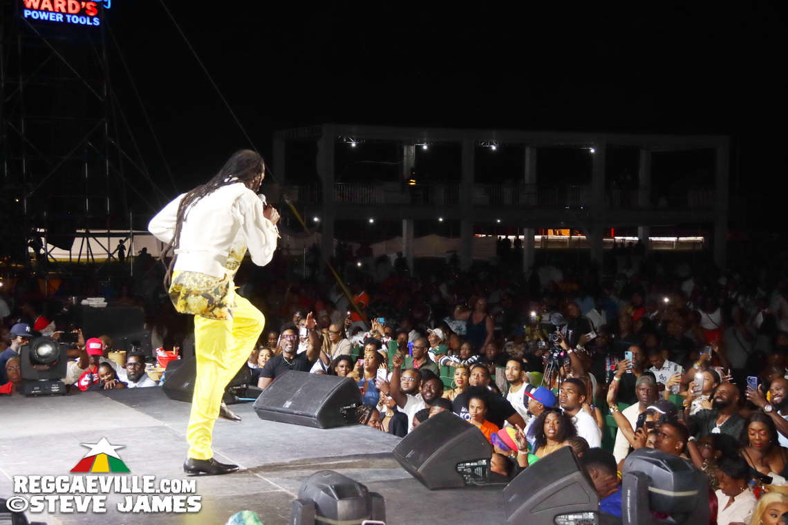 Buju Banton with Beres Hammond, Wayne Wonder & Gramps Morgan