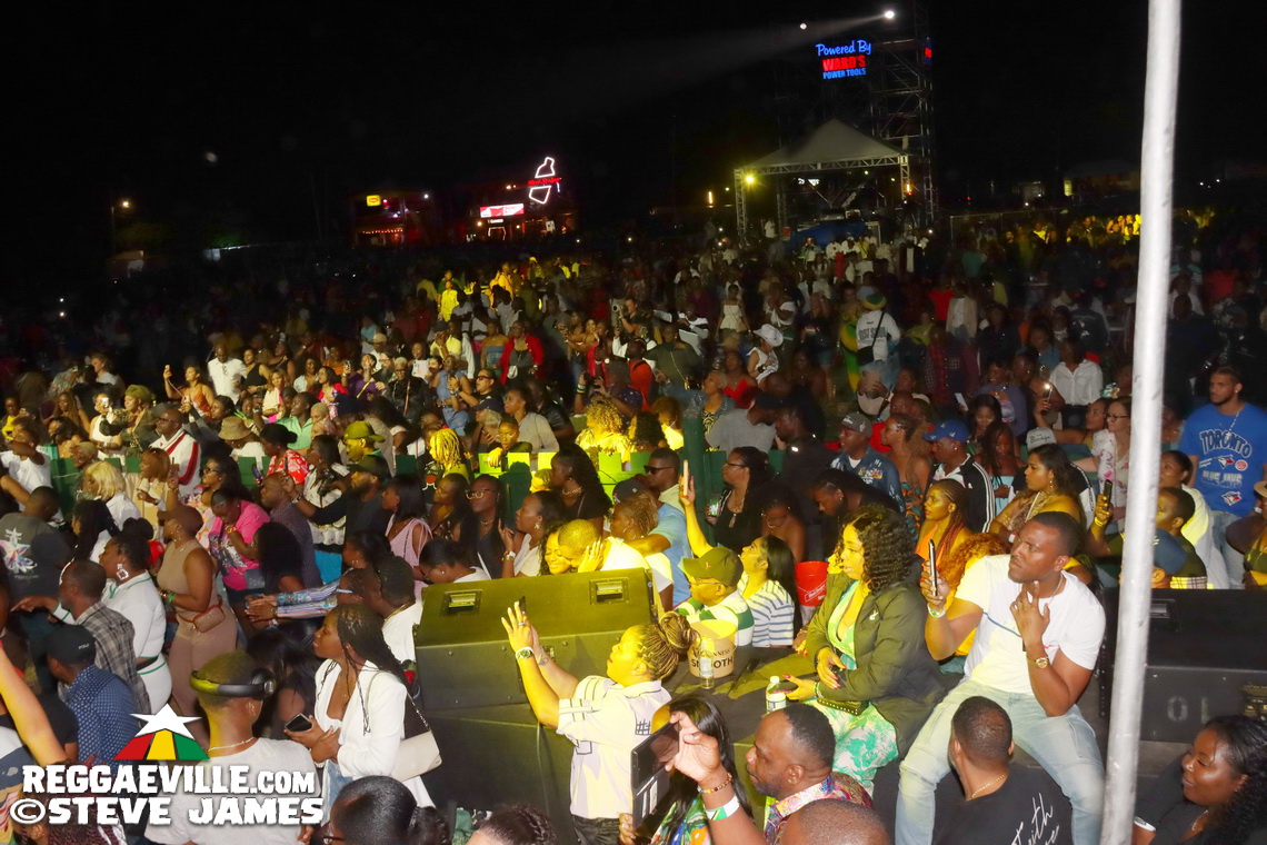 Buju Banton with Beres Hammond, Wayne Wonder & Gramps Morgan