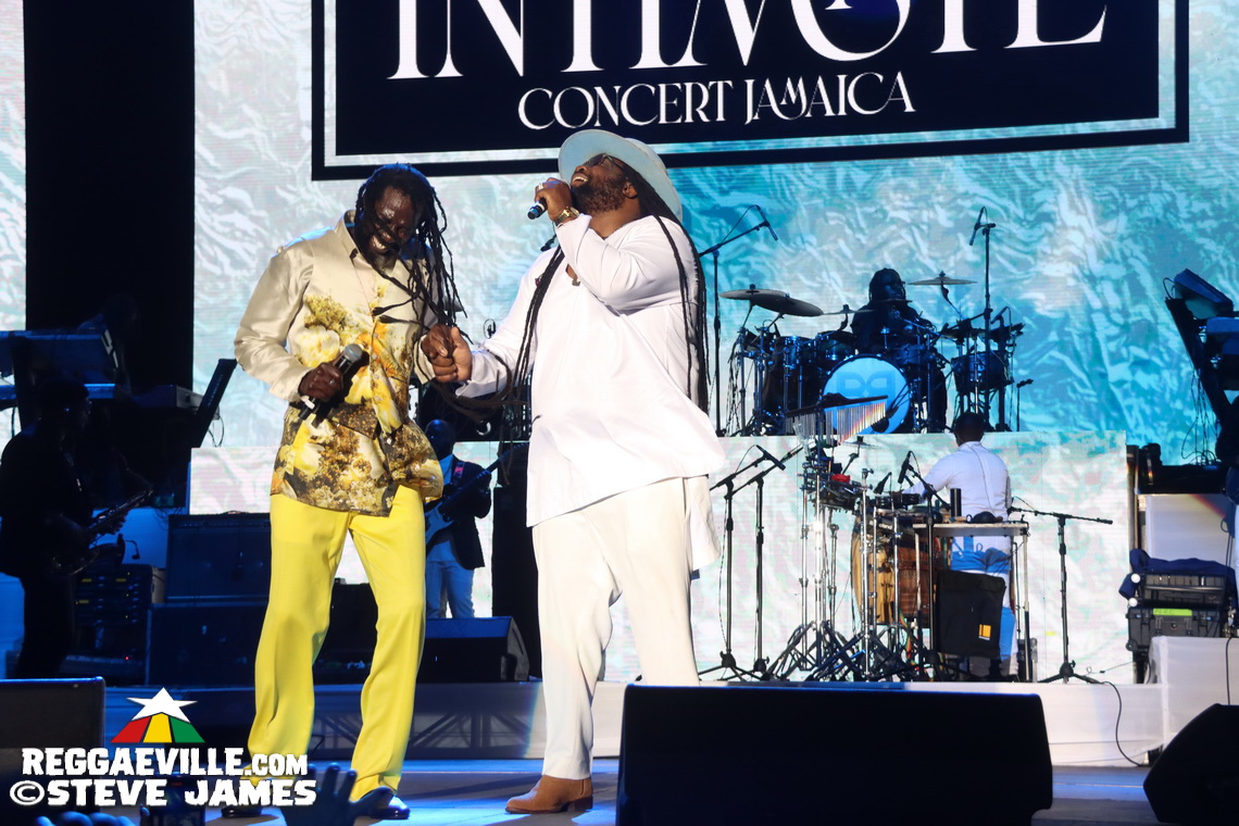 Buju Banton with Beres Hammond, Wayne Wonder & Gramps Morgan