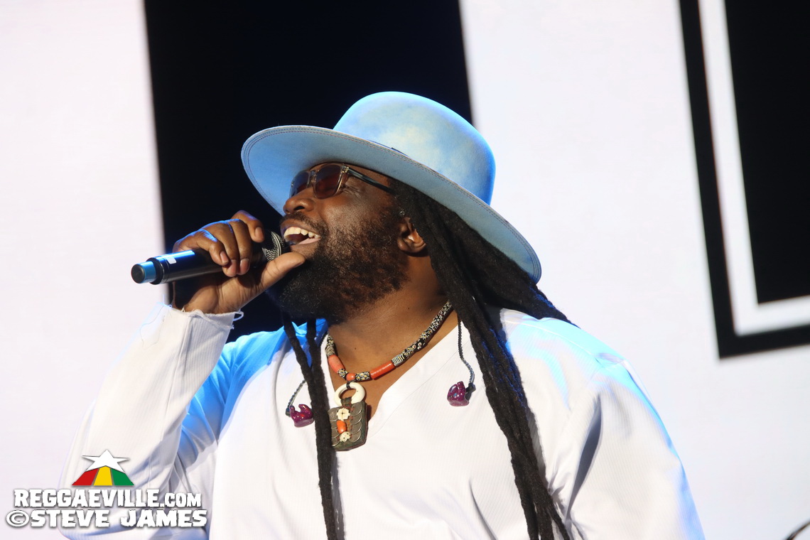 Buju Banton with Beres Hammond, Wayne Wonder & Gramps Morgan