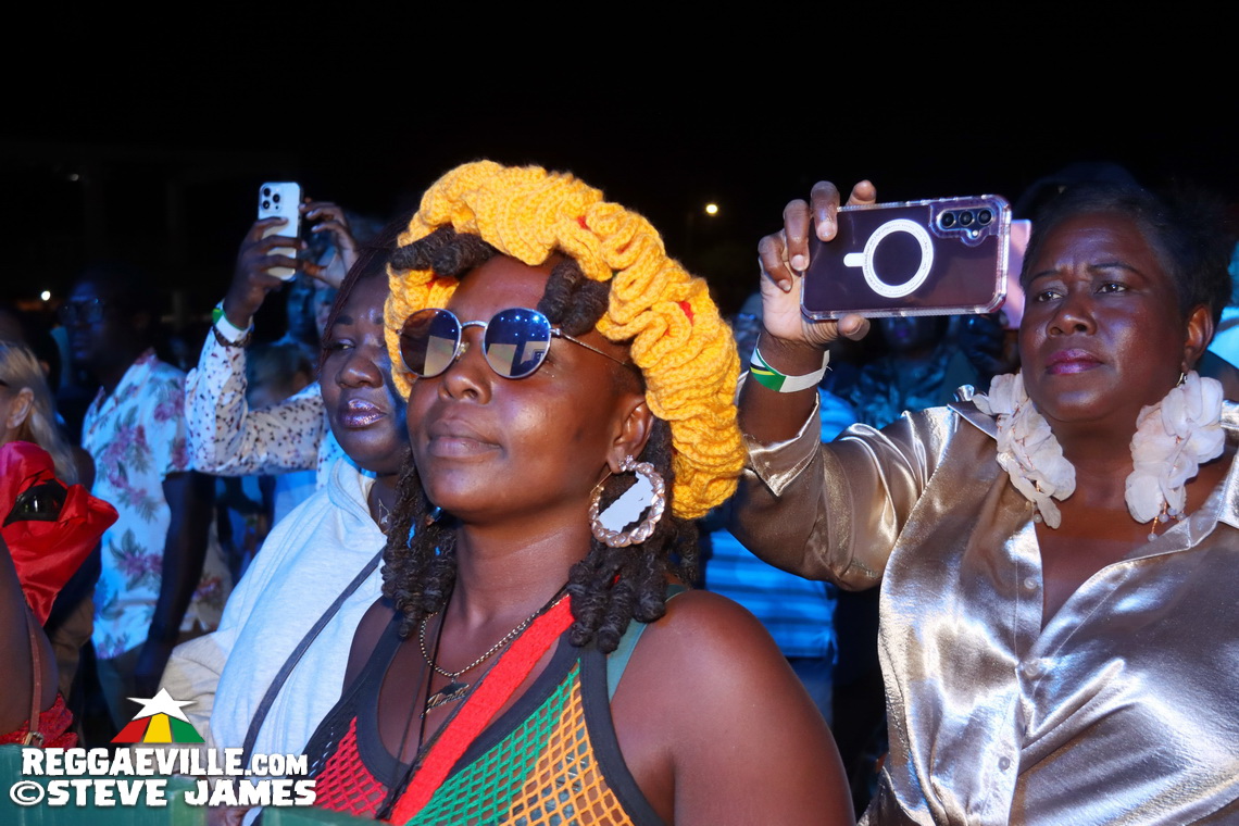 Buju Banton with Beres Hammond, Wayne Wonder & Gramps Morgan