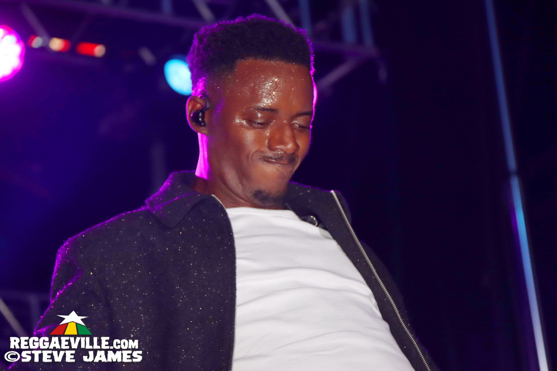 Mr. Vegas, Romain Virgo, The Wailers, Destra