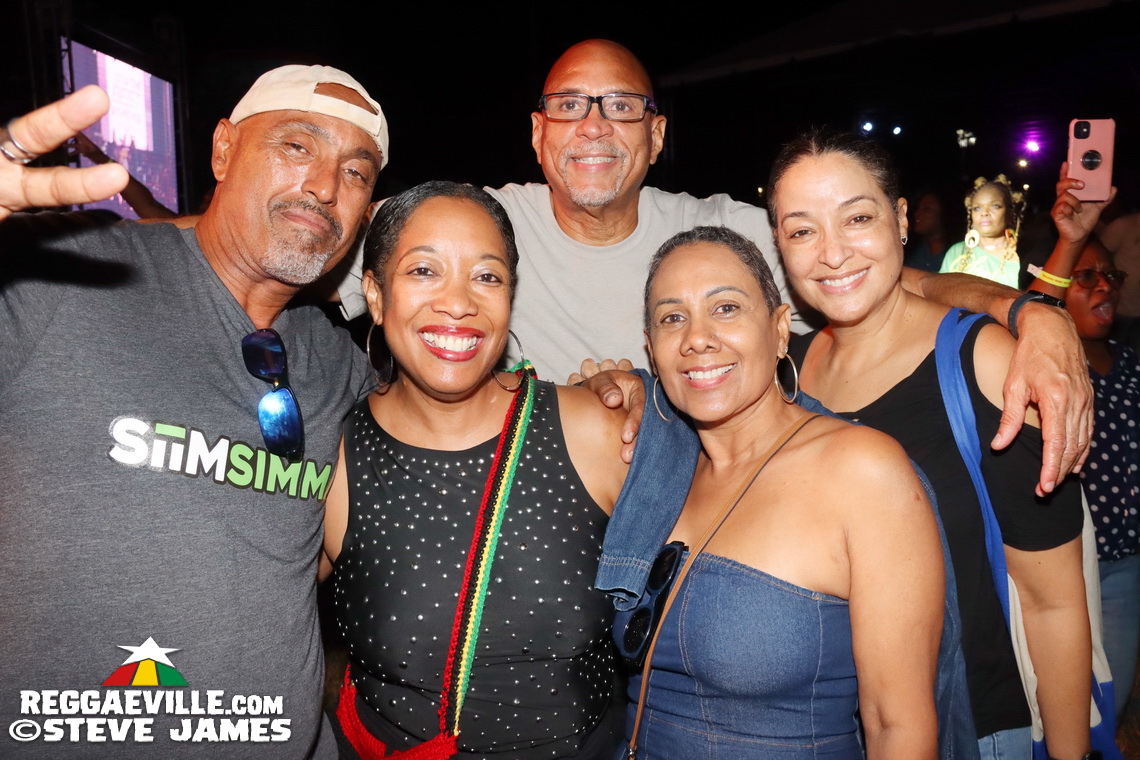 Mr. Vegas, Romain Virgo, The Wailers, Destra