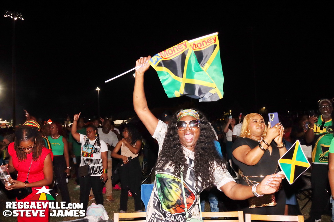 Mr. Vegas, Romain Virgo, The Wailers, Destra