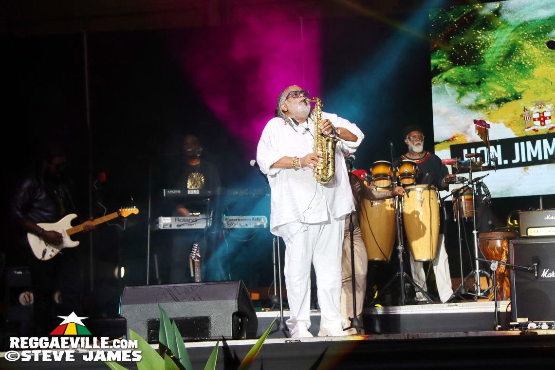 Tarrus Riley, Beenie Man, Richie Stephens, Nadine Sutherland