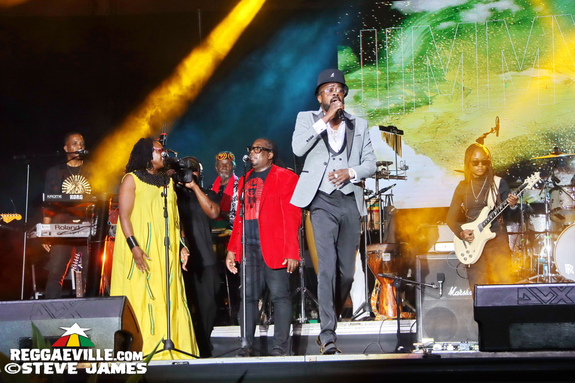 Tarrus Riley, Beenie Man, Richie Stephens, Nadine Sutherland