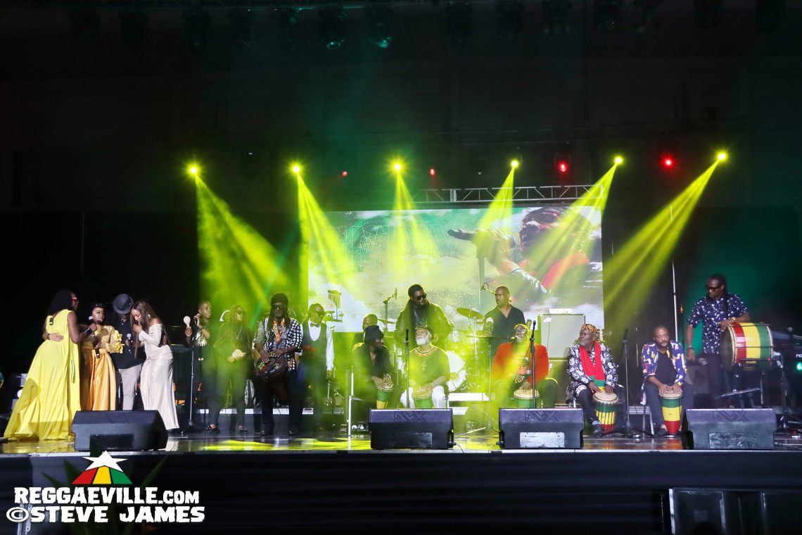 Tarrus Riley, Beenie Man, Richie Stephens, Nadine Sutherland