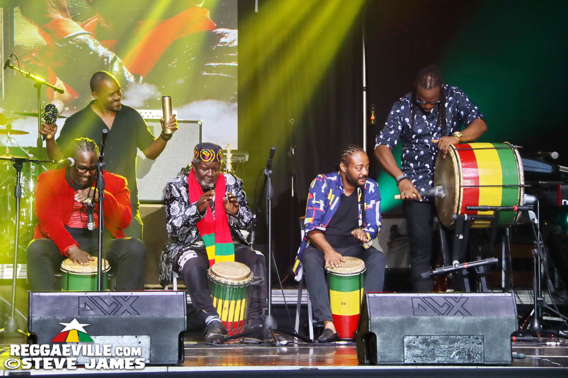 Tarrus Riley, Beenie Man, Richie Stephens, Nadine Sutherland