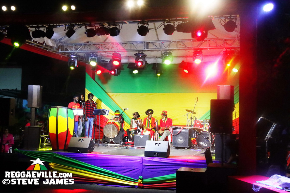 Fred Locks, Earl Chinna Smith, Mikey General, Bongo Herman