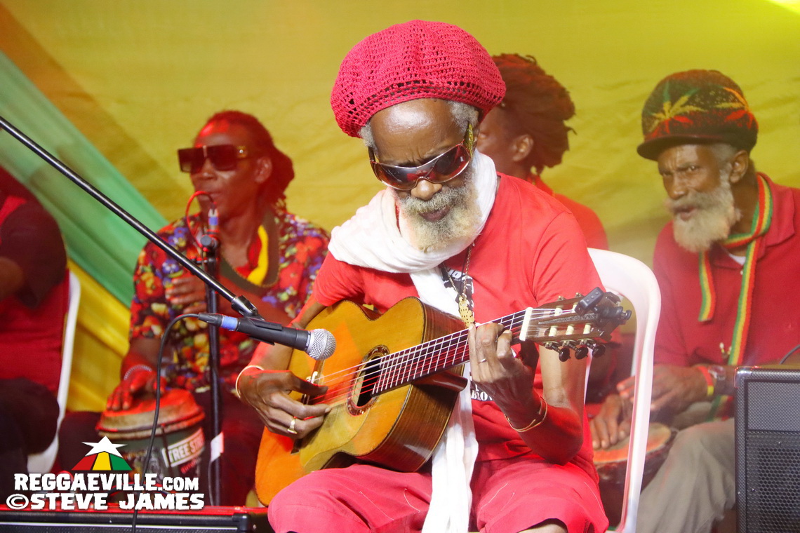 Fred Locks, Earl Chinna Smith, Mikey General, Bongo Herman