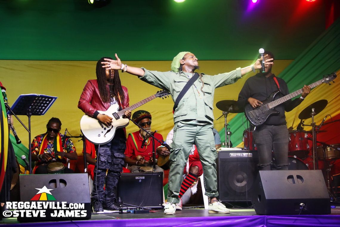 Fred Locks, Earl Chinna Smith, Mikey General, Bongo Herman