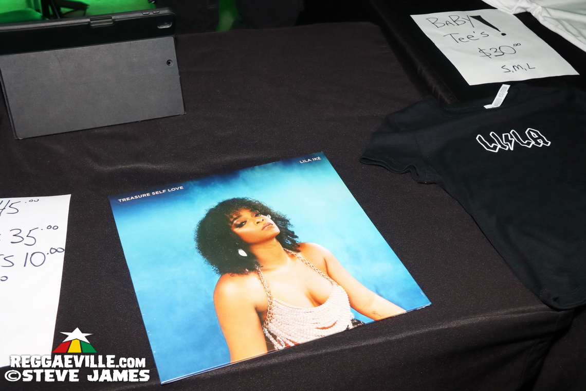 Lila Iké with Protoje, Romain Virgo