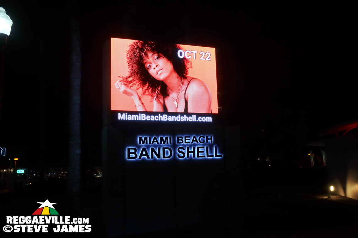 Lila Iké with Protoje, Romain Virgo