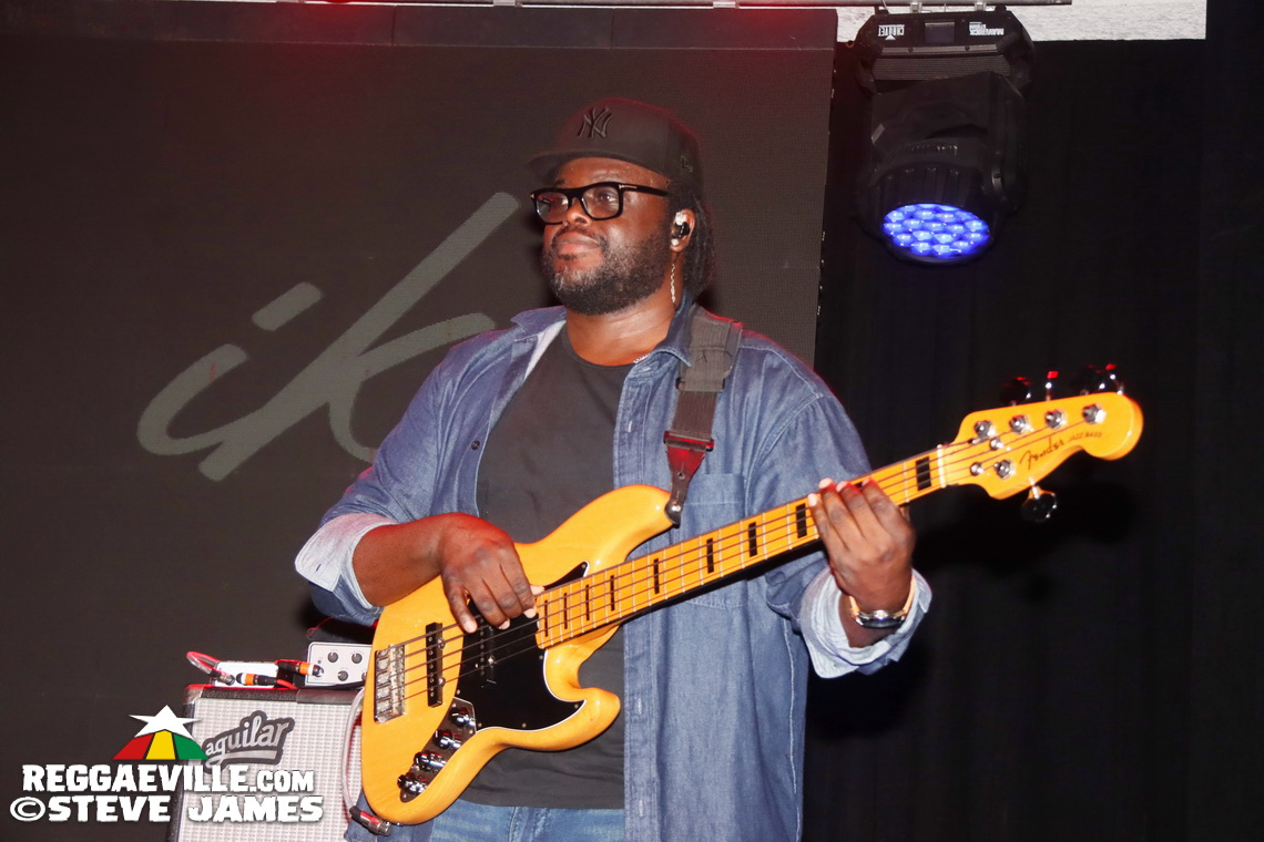 Lila Iké with Protoje, Romain Virgo