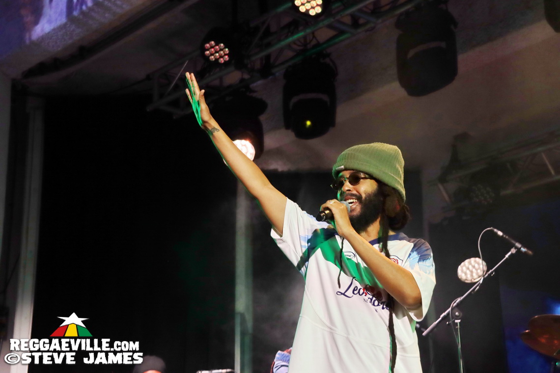 Lila Iké with Protoje, Romain Virgo