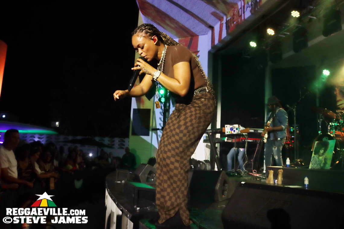 Lila Iké with Protoje, Romain Virgo