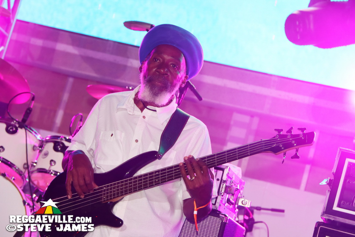 Sanchez, VC, Capleton