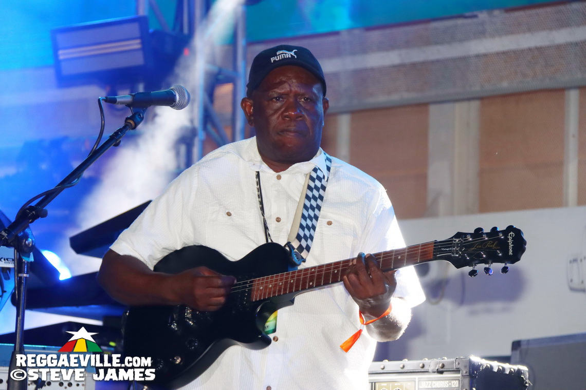 Sanchez, VC, Capleton