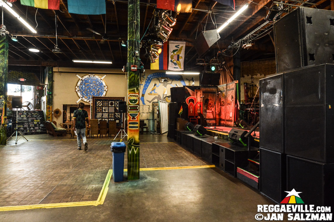 Luciano, Fully Fullwood Band feat. Ginger Roots