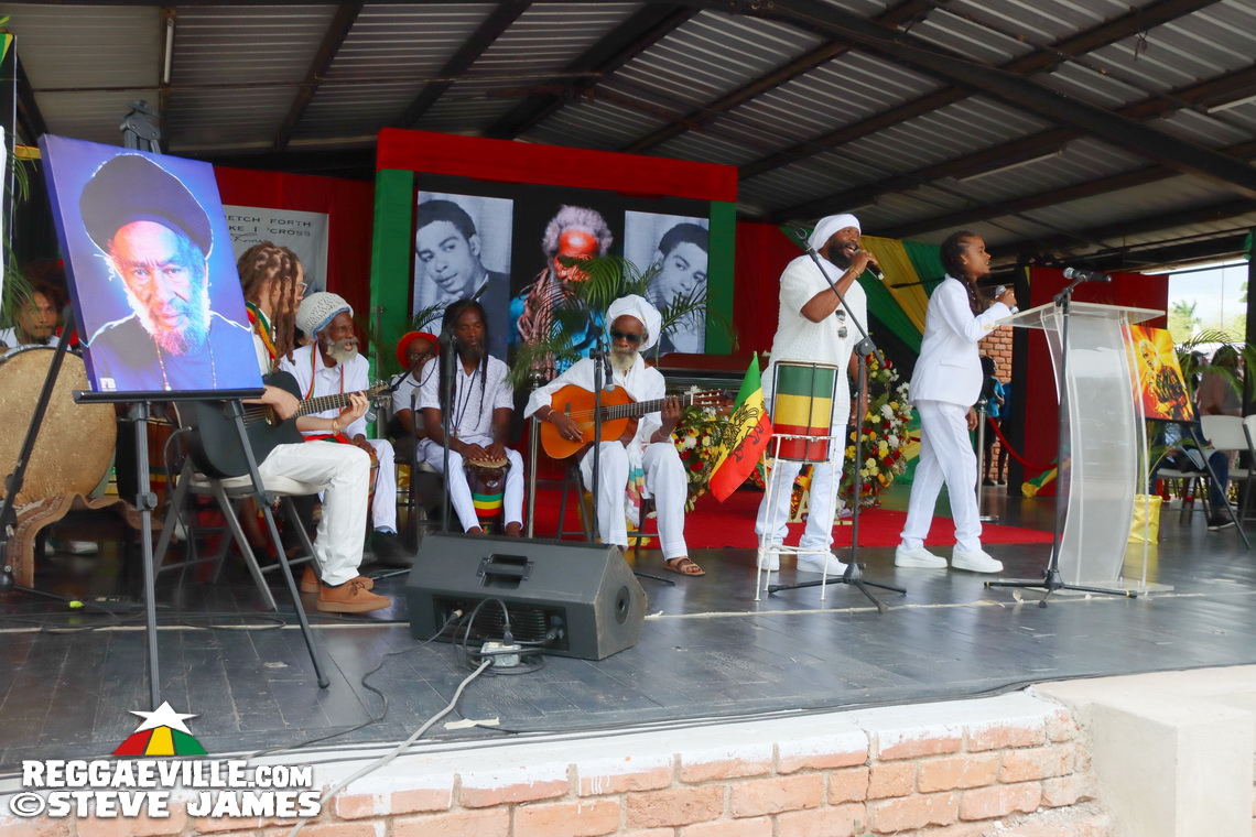 Warrior King, Iba Mahr, Azizzi Romeo, Dean Fraser