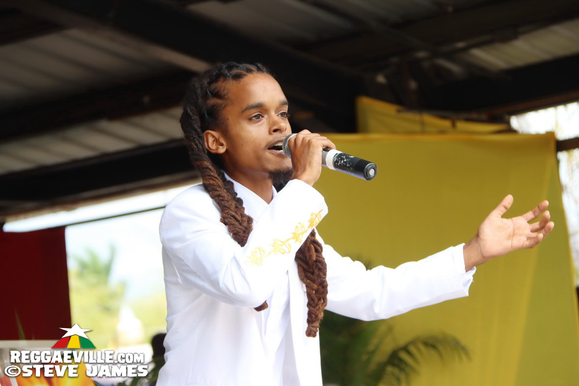 Warrior King, Iba Mahr, Azizzi Romeo, Dean Fraser