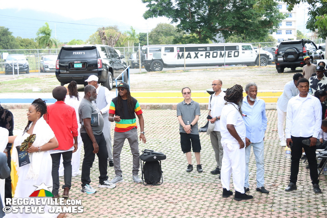 Warrior King, Iba Mahr, Azizzi Romeo, Dean Fraser