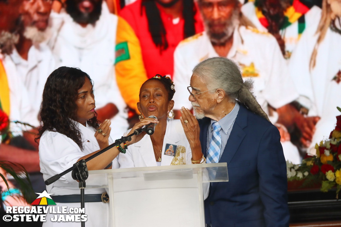 Warrior King, Iba Mahr, Azizzi Romeo, Dean Fraser