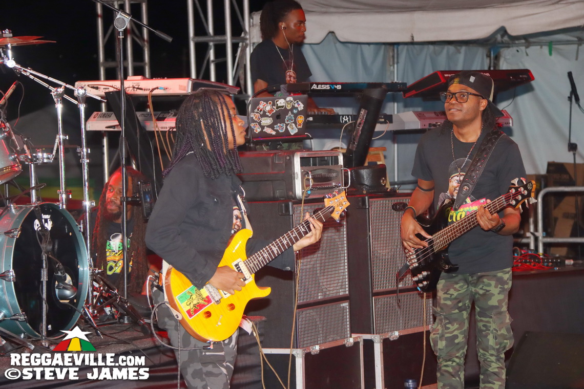 Tony Rebel, Maxi Priest, Luciano, Dawn Penn
