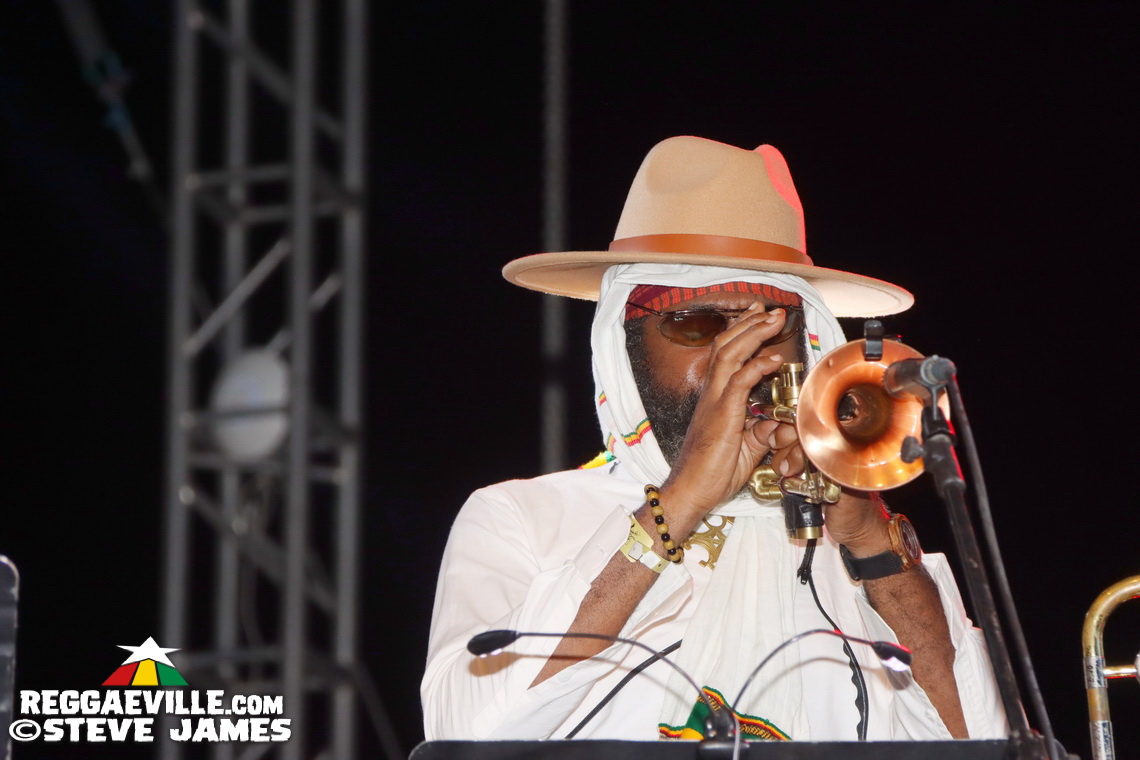 Tony Rebel, Maxi Priest, Luciano, Dawn Penn