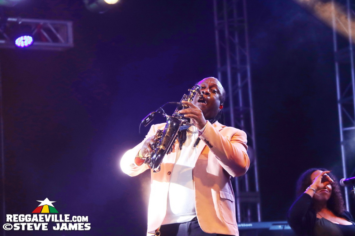 Tony Rebel, Maxi Priest, Luciano, Dawn Penn