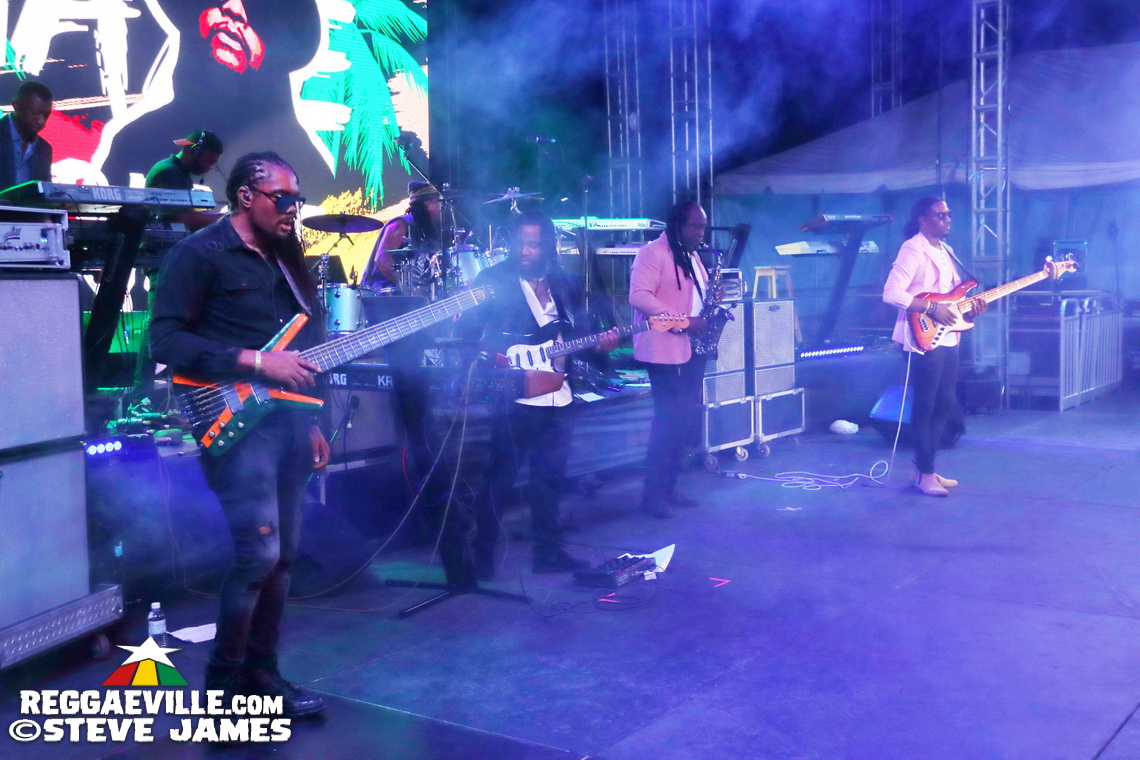 Tony Rebel, Maxi Priest, Luciano, Dawn Penn