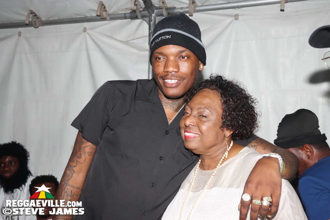 Queen Ifrica, Valiant, Jah Mason, Turbulence