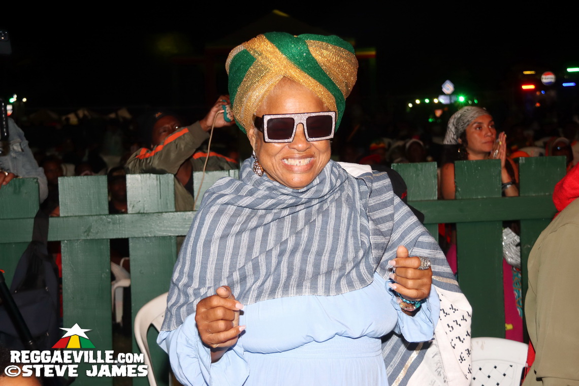 Queen Ifrica, Valiant, Jah Mason, Turbulence