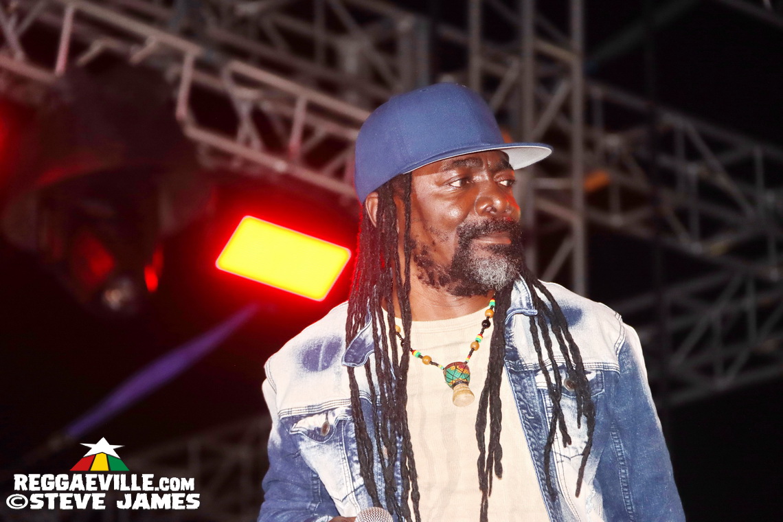 Queen Ifrica, Valiant, Jah Mason, Turbulence