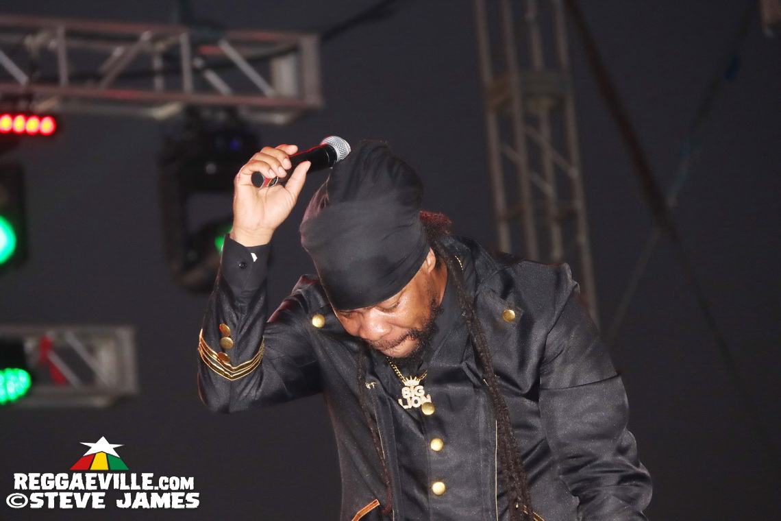 Queen Ifrica, Valiant, Jah Mason, Turbulence