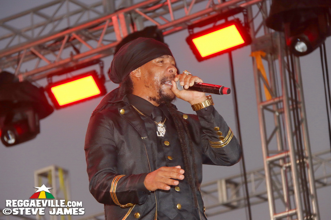 Queen Ifrica, Valiant, Jah Mason, Turbulence