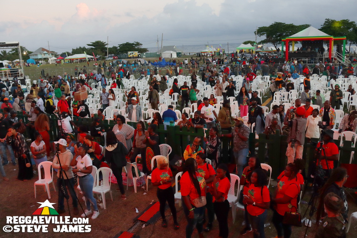 Queen Ifrica, Valiant, Jah Mason, Turbulence