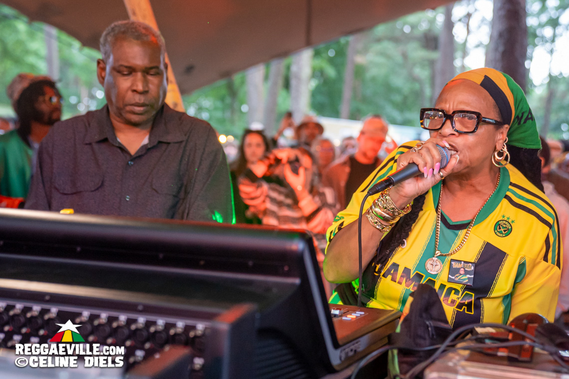 Sister Nancy & Scientist, Reemah & Tippy I, Inna De Yard