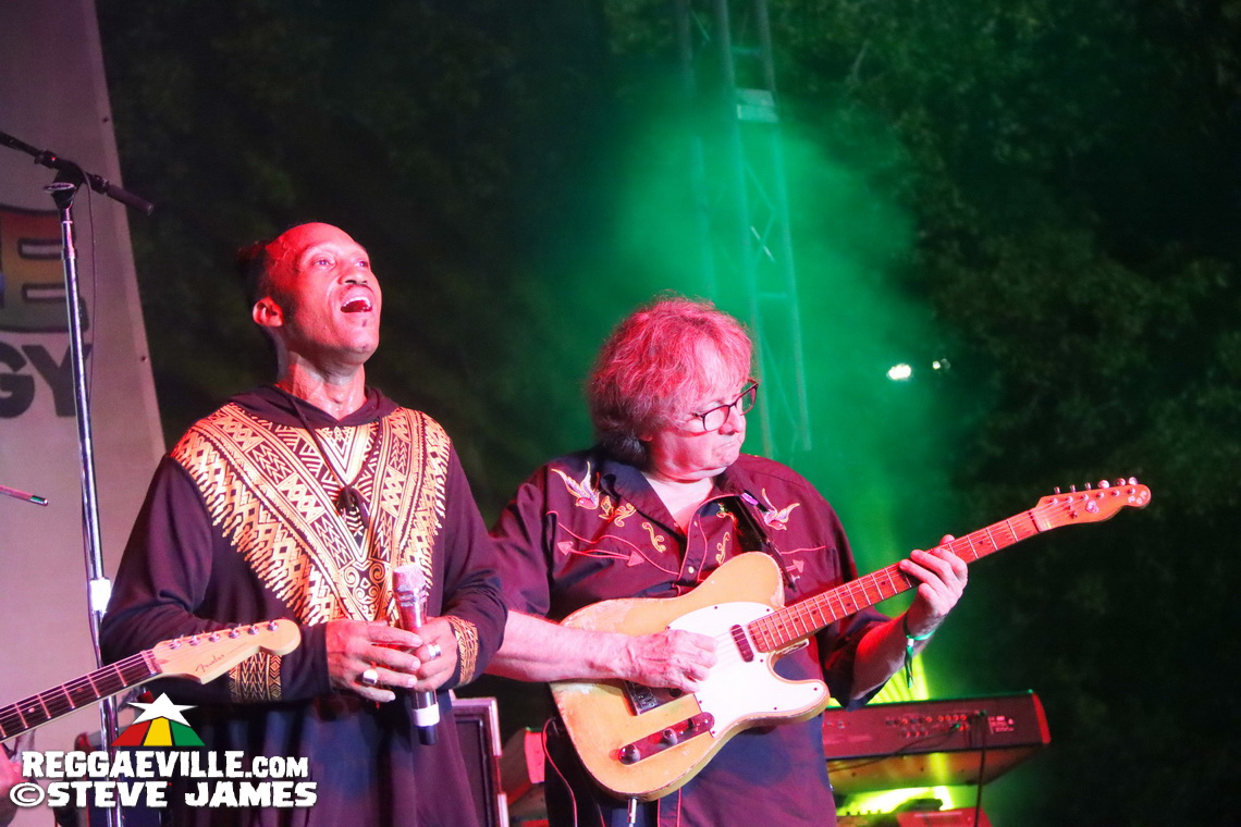 Inner Circle, Wayne Wonder, Donovan Germain, Shuga, Ernie Smith