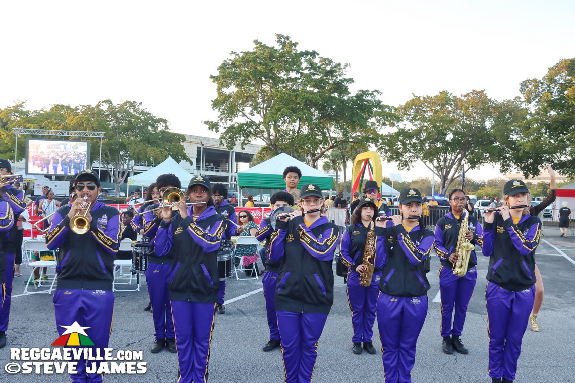 Inner Circle, Wayne Wonder, Donovan Germain, Shuga, Ernie Smith